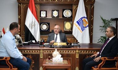 محافظ قنا يستقبل وفد وزارة الزراعة لرفع كفاءة الثروة الحيوانية بمشروعات الأمن الغذائى