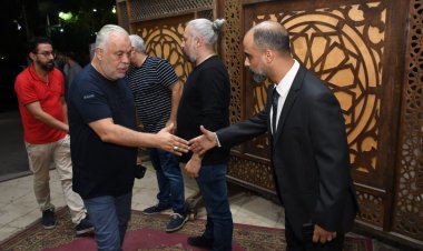 بالصور.. عزاء والدة حفيد الفنانة الراحلة شادية