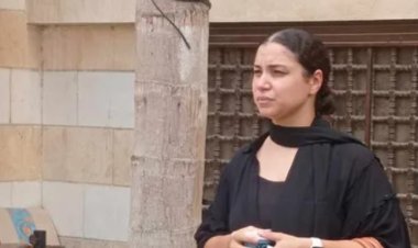 انهيار نسمة محجوب في جنازة والدها (صور)