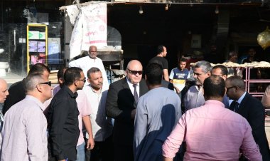 محافظ قنا يجرى جولة ميدانية بشوارع المدينة للوقوف علي معدلات رصف الطرق