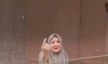 ننشر قصة سيدة مسنة تلقي حتفها بعد قصف بيتها في غزة