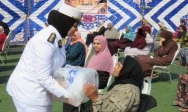 «الداخلية» توجه قافلة إنسانية بالقرى الأكثر احتياجًا بنطاق محافظة القليوبية