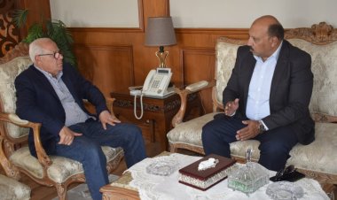 محافظ بورسعيد يستقبل رئيس الشركة القابضة لمياه الشرب والصرف الصحى بمدن القناة