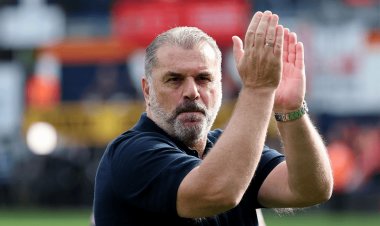 بوستيكوجلو أفضل مدرب في الدوري الإنجليزي لشهر سبتمبر