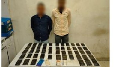 القبض على 4 أشخاص بحوزتهم «6 كيلو حشيش واستروكس وأسلحة بيضاء» بالقاهرة 
