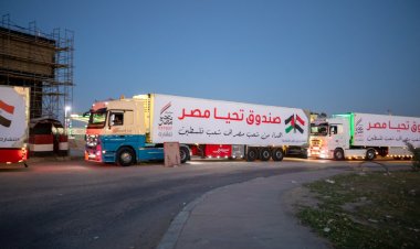 تجهيز 50 شاحنة مساعدات تمهيداً لنقلها إلى قطاع غزة