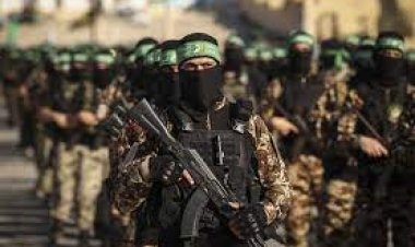 القسام تستهدف حفارا عسكريا تابعا لجيش الاحتلال الإسرائيلي