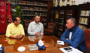 بعد خسارة البطولة العربية للسلة.. اجتماع مطول بين الخطيب و«أوجستي»