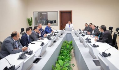 ‏‎وزير الصحة يتابع توافر الأدوية والمستلزمات الطبية والأكسجين وأكياس الدم