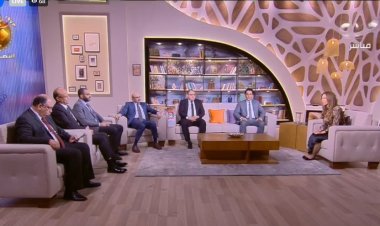 أعضاء مجلس نقابة الصحفيين يناقشون تغطية أزمة غزة "في المساء مع قصواء"