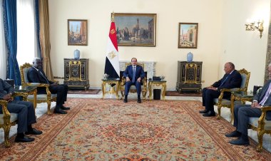 الرئيس السيسي يستقبل رئيس مفوضية الاتحاد الأفريقي
