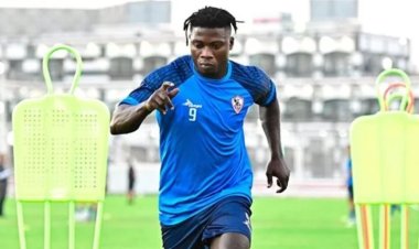 خاص| أكينيولا يشترط حصوله على مستحقاته من أجل الرحيل عن الزمالك