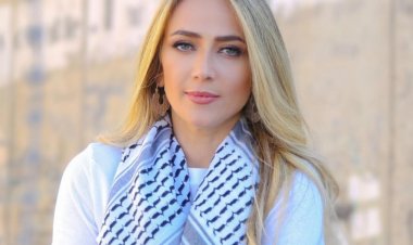 بعد اعتقالها من قوات الاحتلال.. من هي الفنانة الفلسطينية دلال أبو آمنة «أميرة الربيع»؟