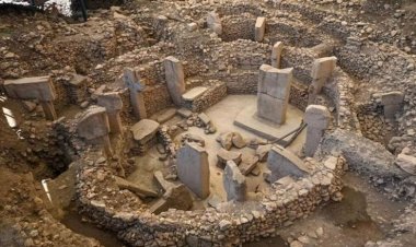 عمره 11 ألف عام.. اكتشاف تمثال غامض في تركيا