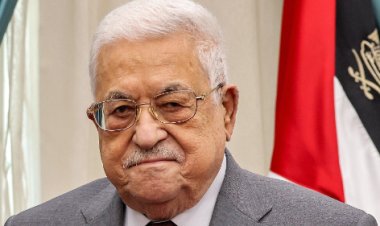 عاجل| الرئيس الفلسطيني يُعلن الحداد العام 3 أيام على شهداء مستشفى المعمداني