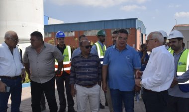 محافظ بورسعيد يشكر مسئولي عدد من المصانع على الظهور المشرف خلال زيارة « رئيس الوزراء»  للمحافظة