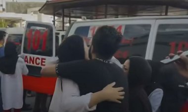 «هقول لأمي ازاي؟».. مسعفة تنهار عند اكتشاف شقيقها وسط الشهداء