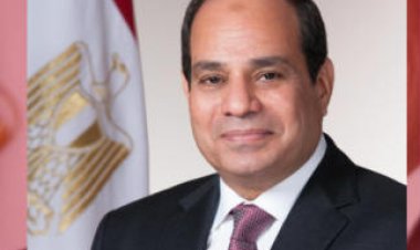 الرئيس السيسي يتفقد المحاور الرئيسية في منطقة المقطم