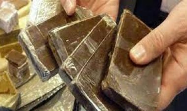 القبض على سائق بحوزته 5 كيلو حشيش بالشروق