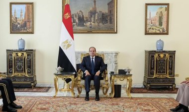 لبحث الموقف في غزة.. الرئيس السيسي يستقبل قائد القيادة المركزية الأمريكية بحضور وزير الدفاع