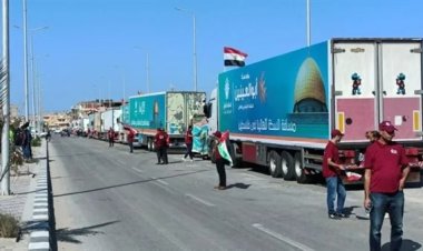 مصطفى زمزم: 106 شاحنات محملة بالبضائع لدعم فلسطين