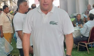 أيمن منصور يشارك في انتخابات الزمالك