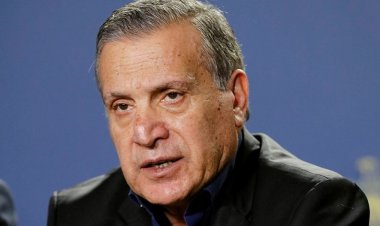 أبو ردينة: الرئيس توجه إلى القاهرة حاملا رسالة الشعب الفلسطيني لوقف العدوان