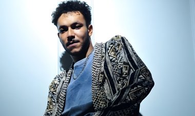 ويجز يشارك في مظاهرات احتجاجية للتضامن مع فلسطين في إنجلترا