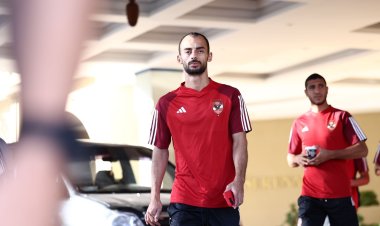 شوبير :"مفيش عرض رسمي لرحيل أحمد عبد القادر  عن الأهلي"