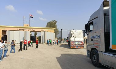 عاجل| دخول الدفعة الثانية للمساعدات الإنسانية من معبر رفح إلى قطاع غزة