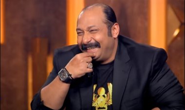 محمد ثروت عن إدخال المساعدات عبر معبر رفح: «مش هنرجع بإيدينا فاضية يا صيع»