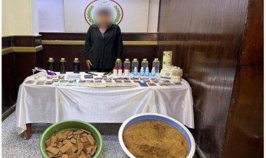 ضبط سيدة  لقيامها بتصنيع والإتجار بالمواد المخدرة داخل شقتها بالشروق