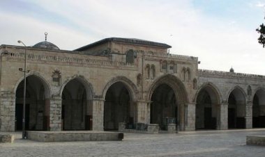 فضل الصلاة في المسجد الأقصى