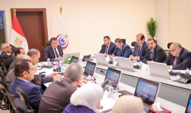 وزير الصحة يوجه بتكثيف الزيارات الميدانية لوكلاء الوزارة لتذليل المعوقات التي يواجهها المواطنون