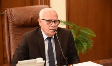 محافظ بورسعيد يؤكد:  لا ضرر ولا ضرار خلال تطوير منطقة المثلث