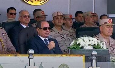 الرئيس السيسي: مصر لم تتجاوز حدودها أبدًا.. وقواتنا المسلحة هدفها حماية البلاد