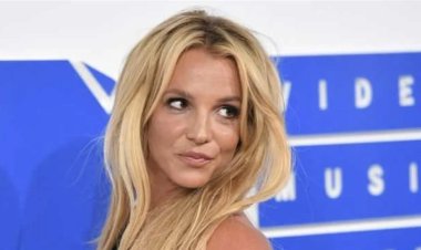 كتاب  بريتني سبيرز  الأكثر مبيعًا في التاريخ بعد يوم واحد فقط