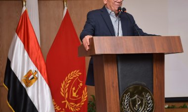 محافظ بورسعيد:  استمرار أعمال الحملة المكبرة لغلق الفتحات المخالفة