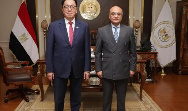 وزير العدل يستقبل سفير جمهورية كازاخستان بالقاهرة لتعزيز التعاون