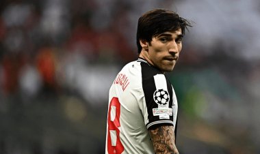 إيقاف لاعب نيوكاسل 18 شهرا بسبب المراهنات