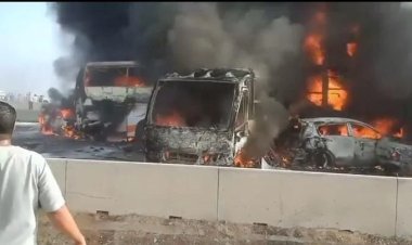 الدفع بأوناش المرور ومعدات ثقيلة لرفع آثار حادث طريق إسكندرية الصحراوي