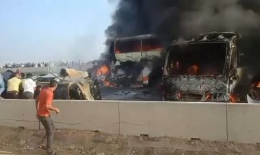 الحماية المدنية: اخماد حريق 6 سيارات مشتعلة على طريق إسكندرية الصحراوى 