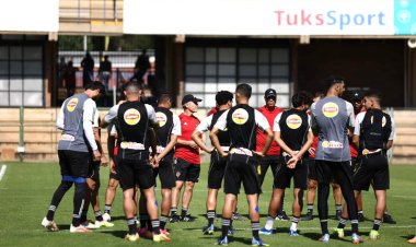 الأهلي يختتم تدريباته استعدادًا لمواجهة ميدياما الغاني