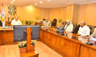 محافظ أسيوط يتابع إجراءات نزع ملكية الأراضي لمشروع محور منفلوط العلوي