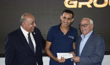 «محافظ بورسعيد» يشارك العاملين بمصنع «أفينا» الإحتفال بمناسبة مرور 30 عام على إنشاءه