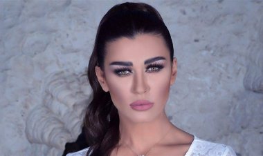 بالصور| نادين الراسي تتعرض للضرب من قبل شقيقها بحضور والدتها