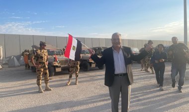 رئيس حزب المصريين الأحرار من أمام معبر رفح: لن نفرط في ذرة رمل من سيناء