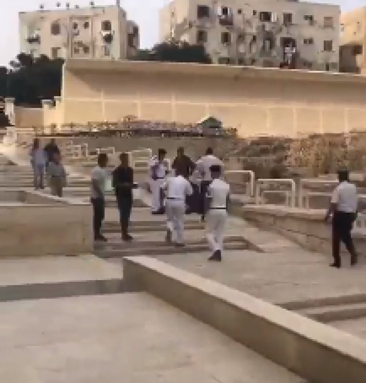 مرشد سياحي أحد ضحايا حادث استهداف فوج سياحي إسرائيلي في الإسكندرية  