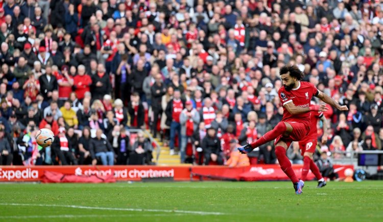 محمد صلاح يرفض الاحتفال بهدفه في شباك إيفرتون