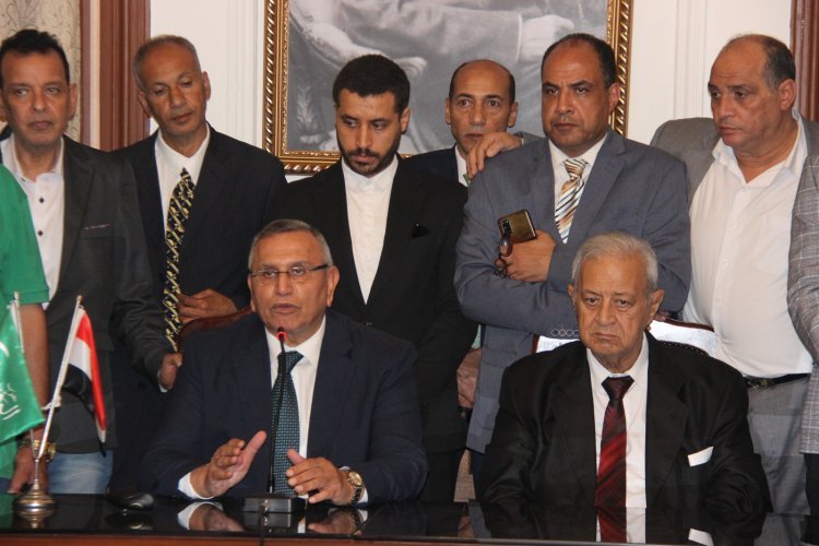 عبد السند يمامة: برنامج حزب الوفد يتضمن كثيرًا من الحلول للأزمة الاقتصادية
